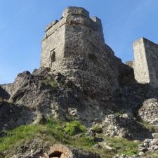 Tajemnými legendami, starými i novodobými, opředený magický hrad Sitno