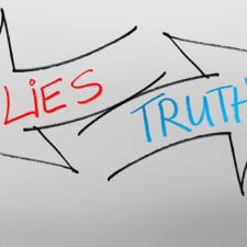 Proč lidé lžou?