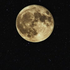 Odvrácená tvář Měsíce byla známá již před výzkumem vesmíru