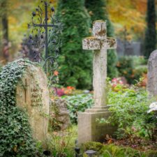Hřbitovy plné paranormálních aktivit zůstávají neobjasněné